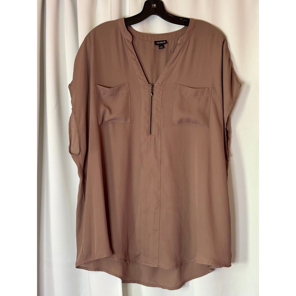 Torrid Womens Plus Size 1 Taupe Brown Georgette Half Zip Short Sleeve Blouse Top